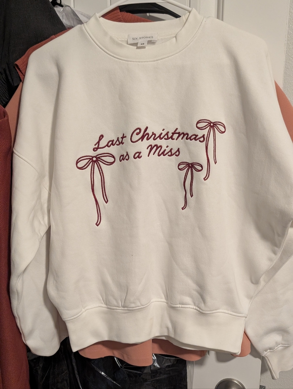 Six Stories Sweater Size XS White Red Embroidery Bow Print Cozy Oversized Gift